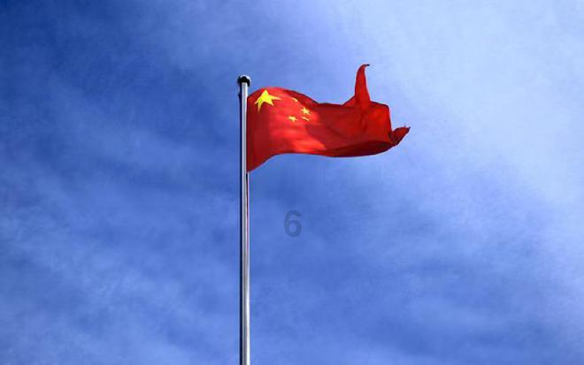 救援矮小的女孩
