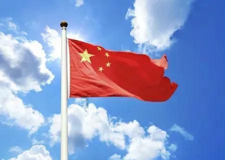 纽扣教育以更好地与孩子沟通，理解其内心世界