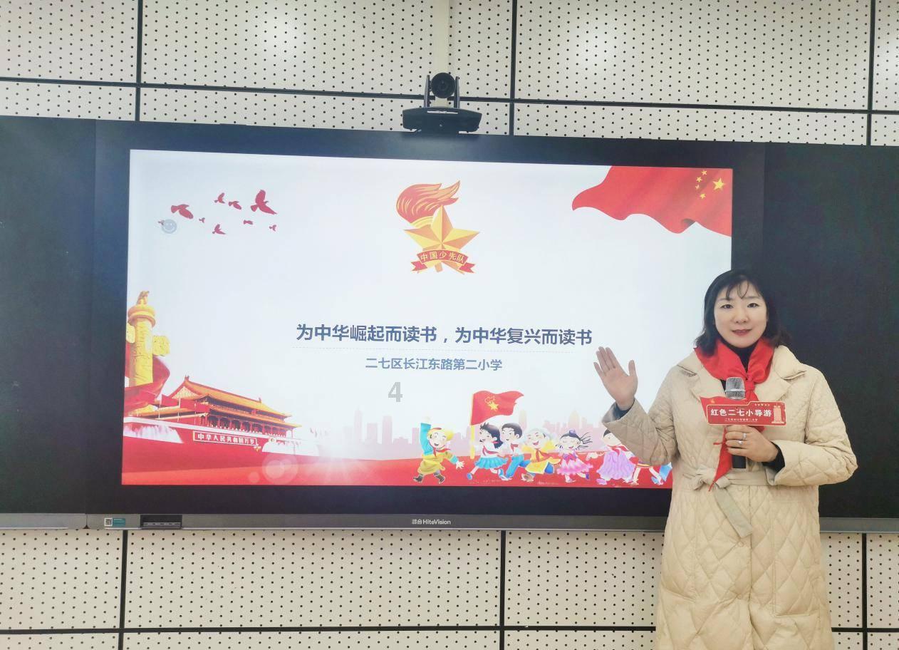 “老委员专家”首次亮相省两会