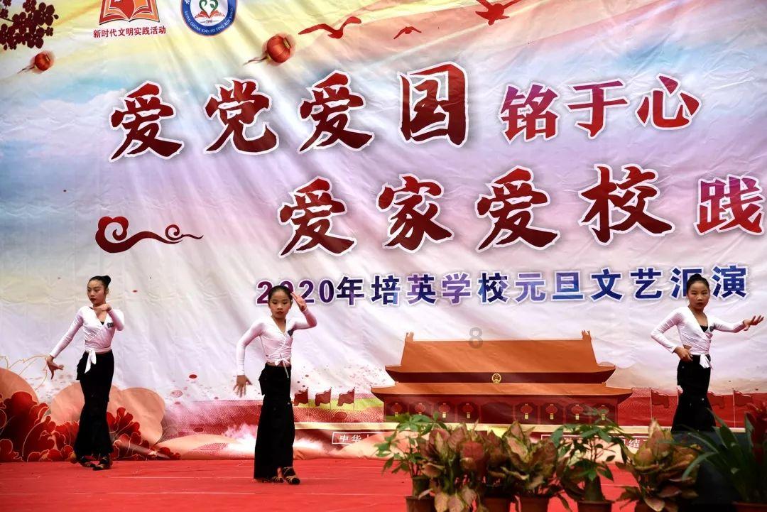 鄂尔多斯市总工会举办迎新春劳模工匠茶话会暨系列颁奖活动